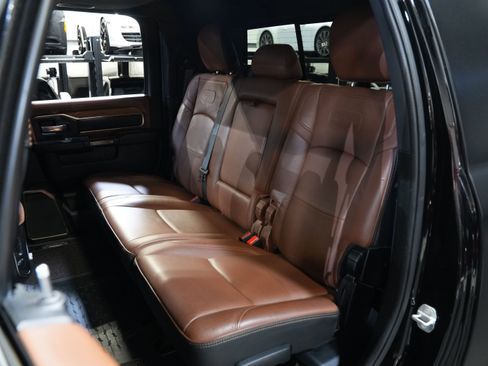 Used 2021 RAM 3500 Limited AWD/4WD image 36