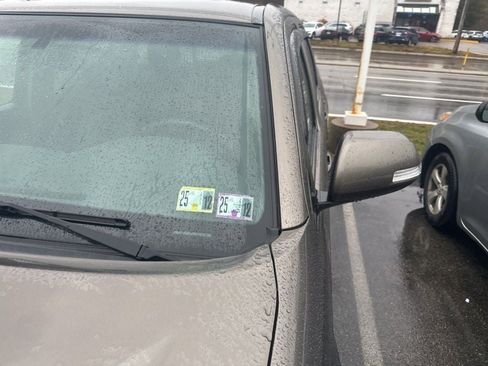 Used 2013 Toyota Tacoma 4x4 Double Cab w/ TRD Sport Pkg image 25