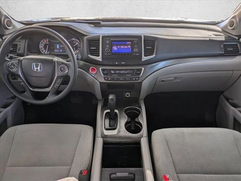 Used 2017 Honda Pilot LX image 16