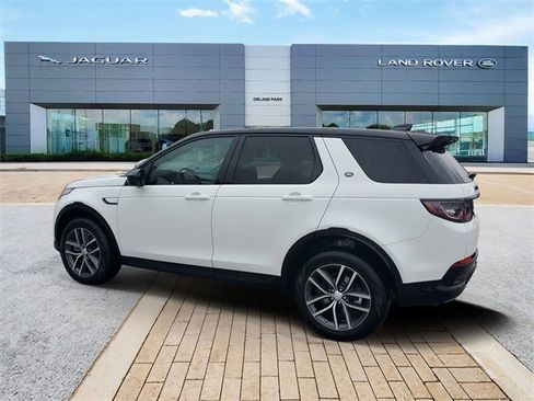 Used 2025 Land Rover Discovery Sport Dynamic SE image 7