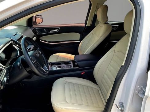 Used 2019 Ford Edge SEL w/ Equipment Group 201A FWD image 23
