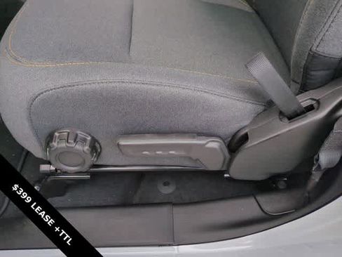 New 2025 Jeep Gladiator Sport image 17