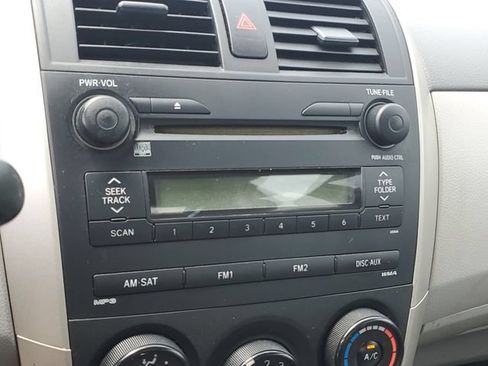 Used 2009 Toyota Corolla S FWD image 16