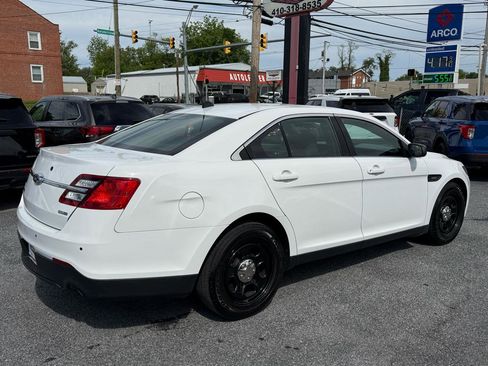 Used 2018 Ford Taurus Police Interceptor AWD image 5