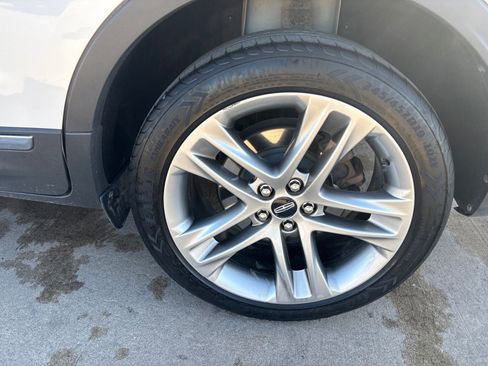 Used 2019 Lincoln MKC Reserve w/ MKC Climate Package image 13