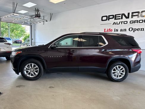 Used 2021 Chevrolet Traverse LT AWD/4WD image 4