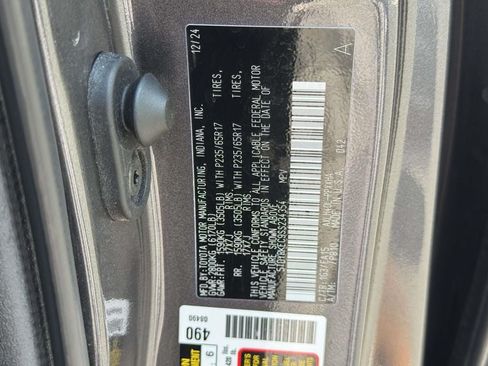 Used 2025 Toyota Sienna XLE FWD image 29