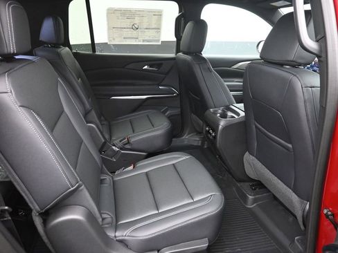 New 2026 Chevrolet Traverse LT w/ Driver Confidence Package image 8