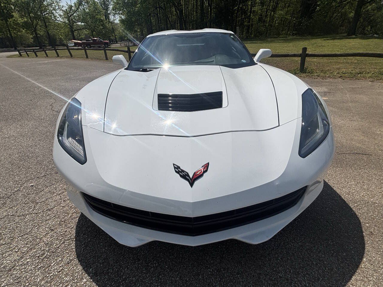 Used 2016 Chevrolet Corvette Stingray Coupe w/ Carbon Flash Badge Package RWD image 9
