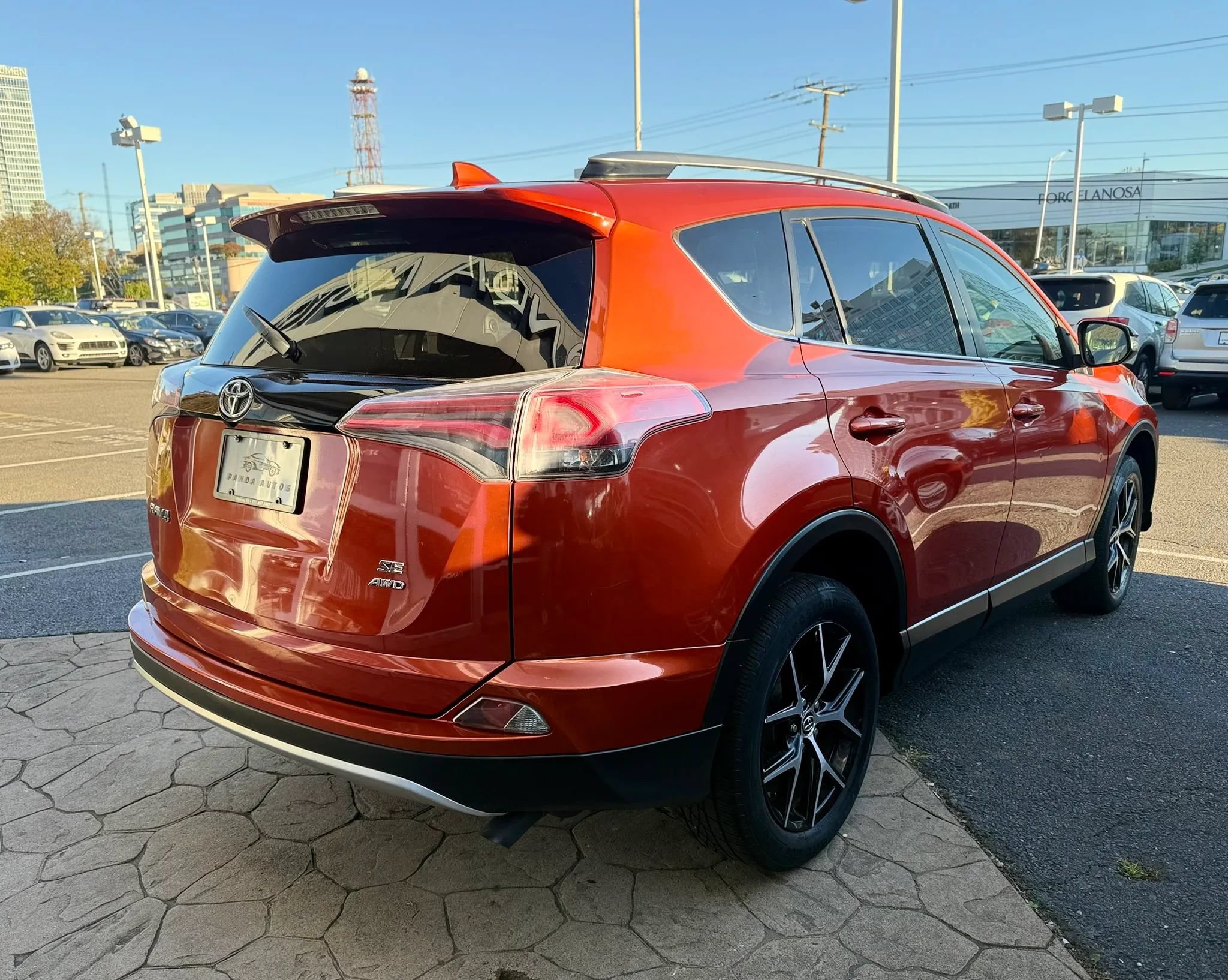 Used 2016 Toyota RAV4 SE AWD/4WD image 7