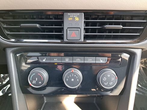 New 2025 Volkswagen Taos S image 23