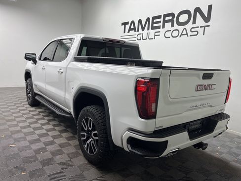 Used 2021 GMC Sierra 1500 AT4 w/ Technology Package image 3