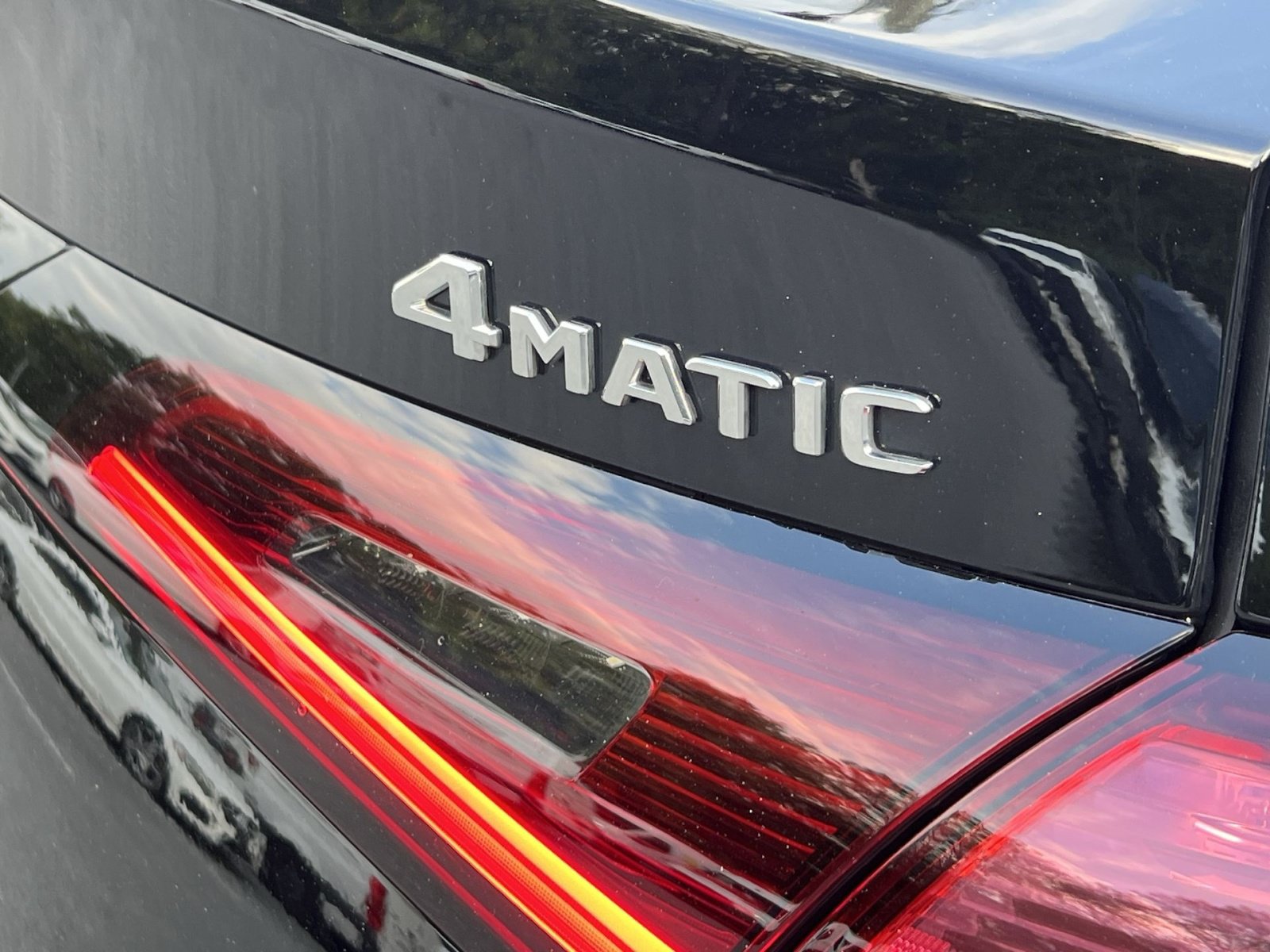 Certified 2024 Mercedes-Benz GLC 300 4MATIC image 35