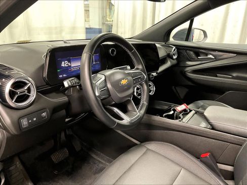 Used 2024 Chevrolet Blazer EV LT image 8
