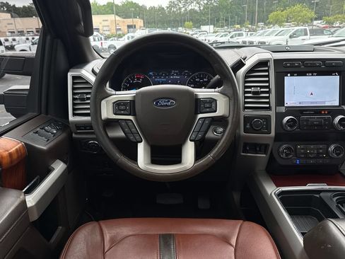 Used 2019 Ford F250 King Ranch w/ King Ranch Ultimate Package AWD/4WD image 13