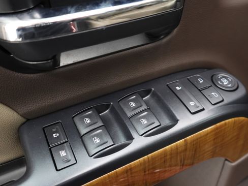 Used 2015 GMC Sierra 3500 SLT w/ Snow Plow Prep Package image 35