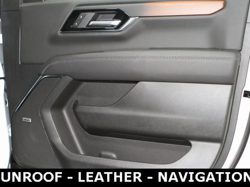 New 2025 GMC Yukon XL Denali w/ Sun & Power Step Package image 22