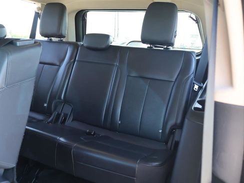 Used 2024 Ford Expedition Max XLT RWD image 41