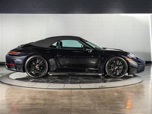 Certified 2025 Porsche 911 Carrera 4 GTS AWD/4WD image 16