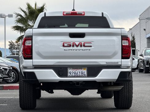 Used 2024 GMC Canyon Elevation w/ Trailering Package image 6