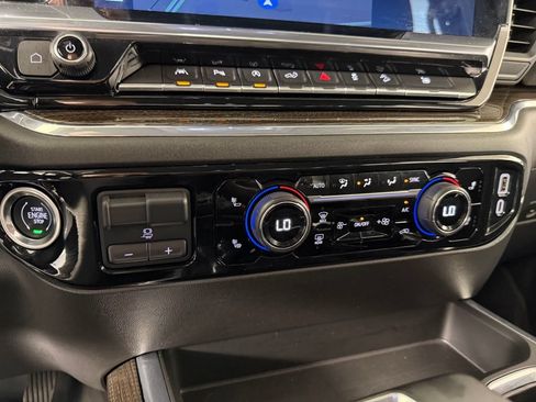 Certified 2024 Chevrolet Silverado 1500 LT Trail Boss w/ LT Trail Boss Premium Package AWD/4WD image 20