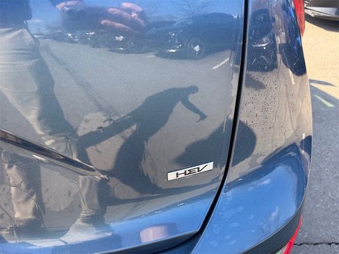 Used 2025 Kia Niro EX Touring image 32