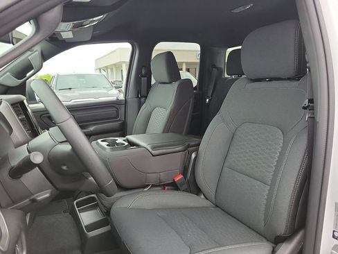 New 2026 RAM 1500 Express AWD/4WD image 11