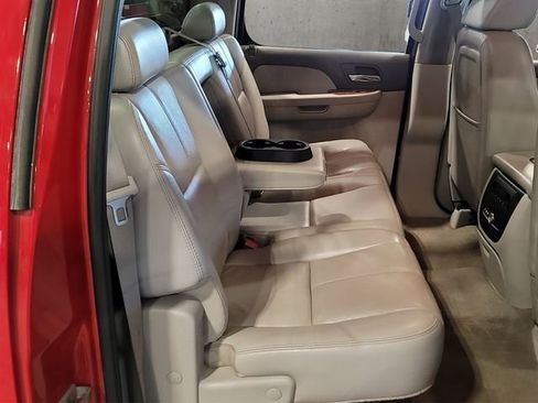 Used 2007 Chevrolet Silverado 1500 LTZ w/ Safety Package AWD/4WD image 30
