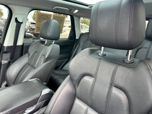 Used 2016 Land Rover Range Rover Sport SE AWD/4WD image 21