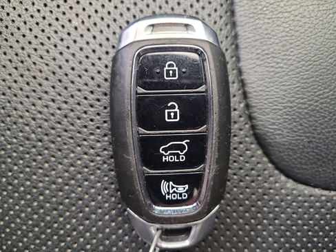 Used 2019 Hyundai Santa Fe AWD image 32