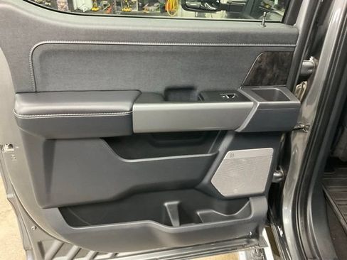 Used 2025 Ford F350 Lariat AWD/4WD image 13