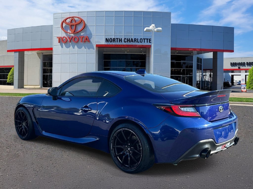 Used 2023 Toyota GR86 Premium RWD image 6