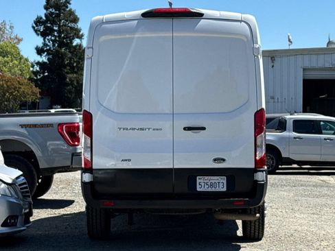 Certified 2023 Ford Transit 250 Medium Roof AWD image 5