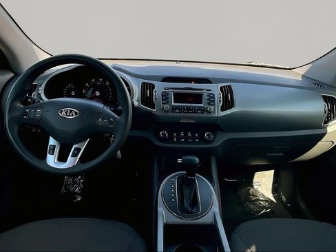 Used 2011 Kia Sportage LX w/ Convenience Pkg FWD image 7