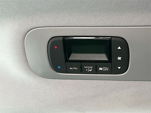 Used 2023 Honda Odyssey Touring image 27