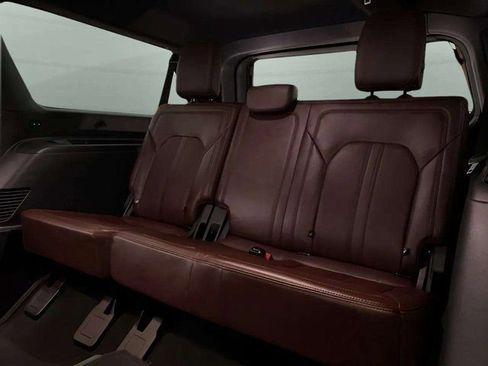 Used 2024 Ford Expedition Max Limited image 19