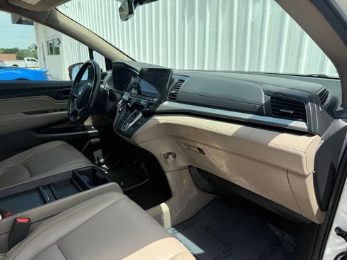 Used 2018 Honda Odyssey EX-L image 18
