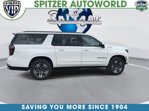 Used 2025 Chevrolet Suburban Z71 image 10