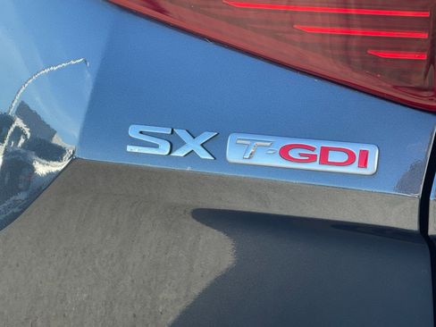 Used 2021 Kia Seltos SX image 33