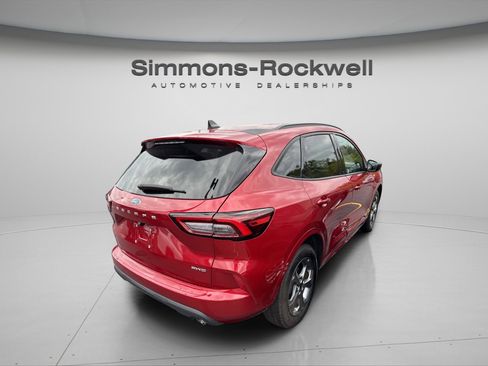 Used 2024 Ford Escape ST-Line image 9