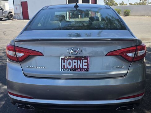 Used 2015 Hyundai Sonata Limited w/ Option Group 06 FWD image 6