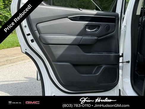 Used 2023 Honda Pilot Touring image 25