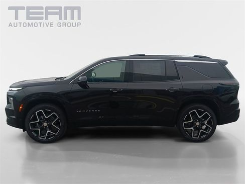 New 2026 Chevrolet Traverse High Country w/ LPO, Floor Liner Package image 4