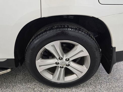 Used 2013 Toyota Highlander Limited FWD image 14