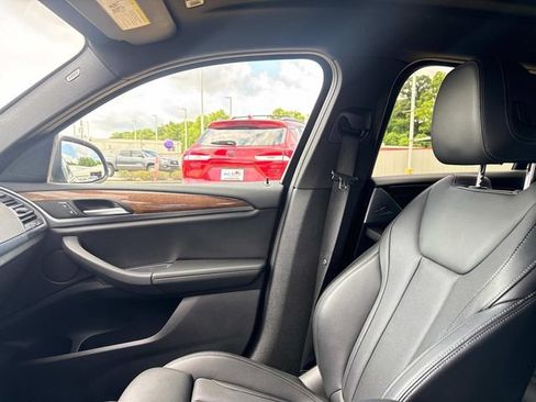 Used 2022 BMW X4 xDrive30i w/ Parking Assistance Package AWD/4WD image 22