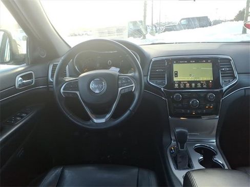 Used 2019 Jeep Grand Cherokee Limited image 9