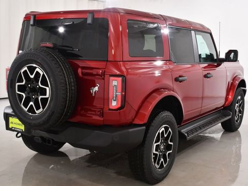 New 2026 Ford Bronco Outer Banks AWD/4WD image 12