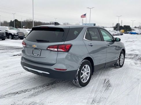 Used 2024 Chevrolet Equinox LT w/ LPO, Floor Liner Package image 3