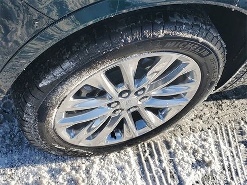 Certified 2024 Cadillac XT6 Premium Luxury w/ LPO, Floor Liner Package image 5