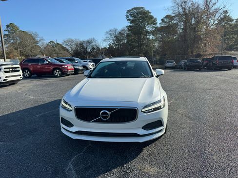 Used 2017 Volvo S90 T6 Momentum image 7